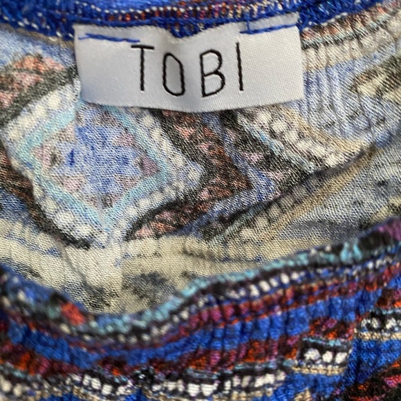 TOBI Crop Top EUC - L - Picture 3 of 6